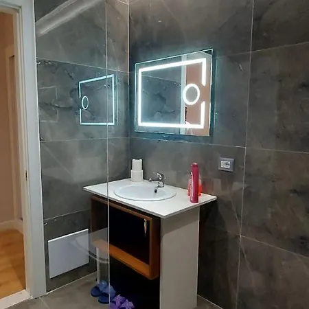 Hotel Shahini Shijak