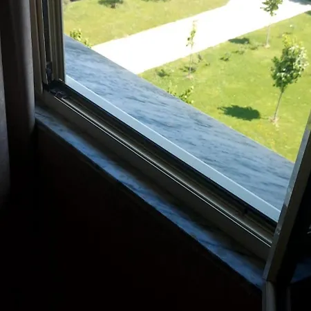 Shahini ホテル 3*