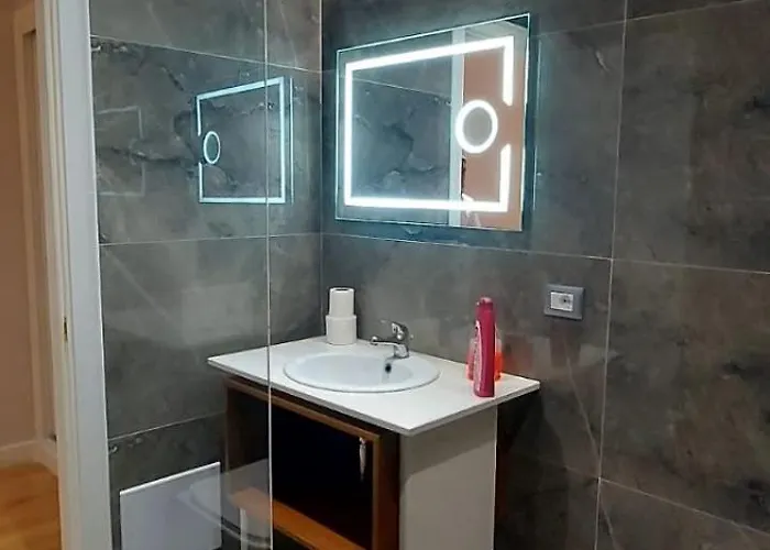 Hotel Shahini Shijak