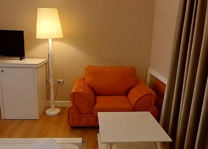 Shahini Hotel Shijak