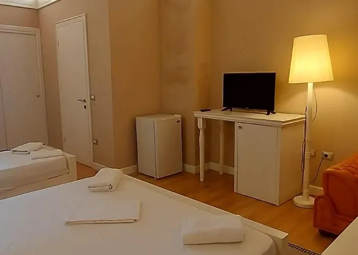 Hotel Shahini Shijak